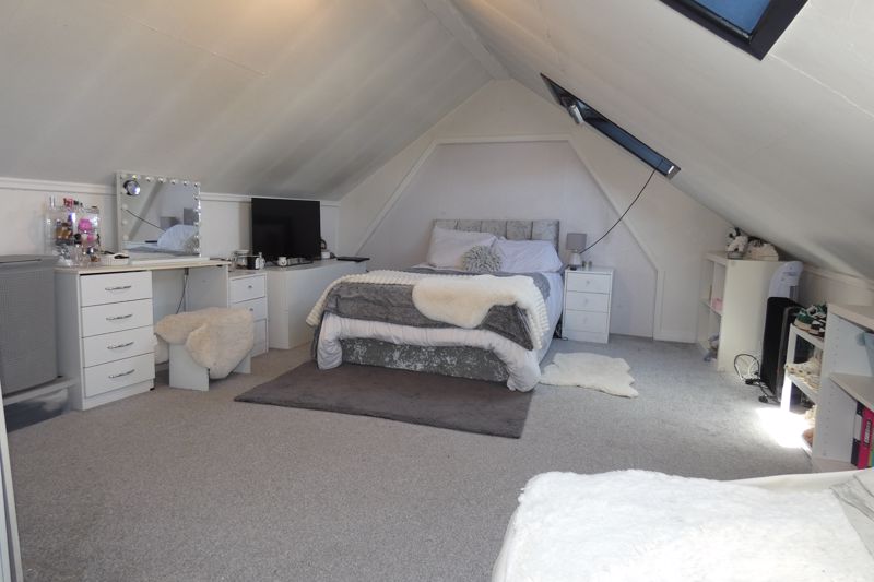 Loft- click for photo gallery